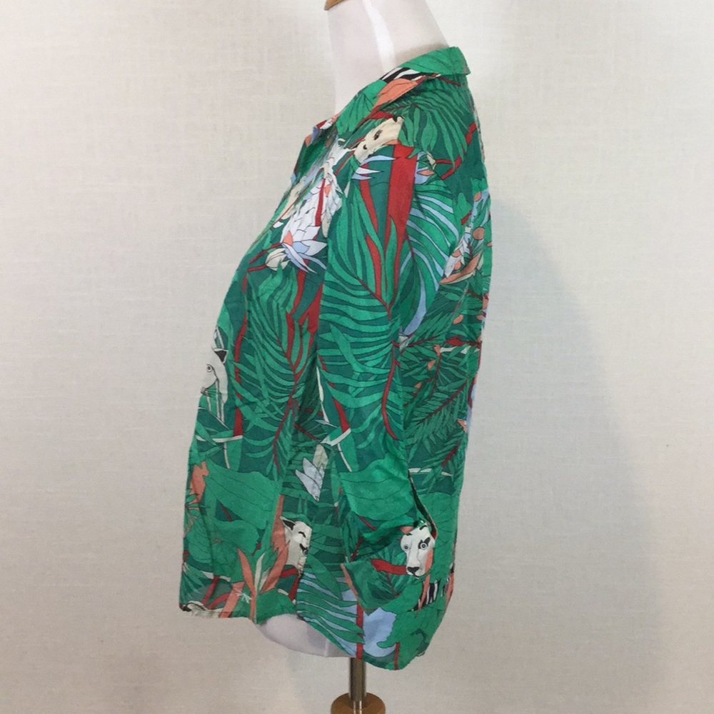 Talbots jungle-print camp-sleeve button-down! - Picture 3 of 8